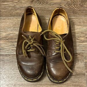 Dr. marten Brown Leather Women’s size 6-6.5
